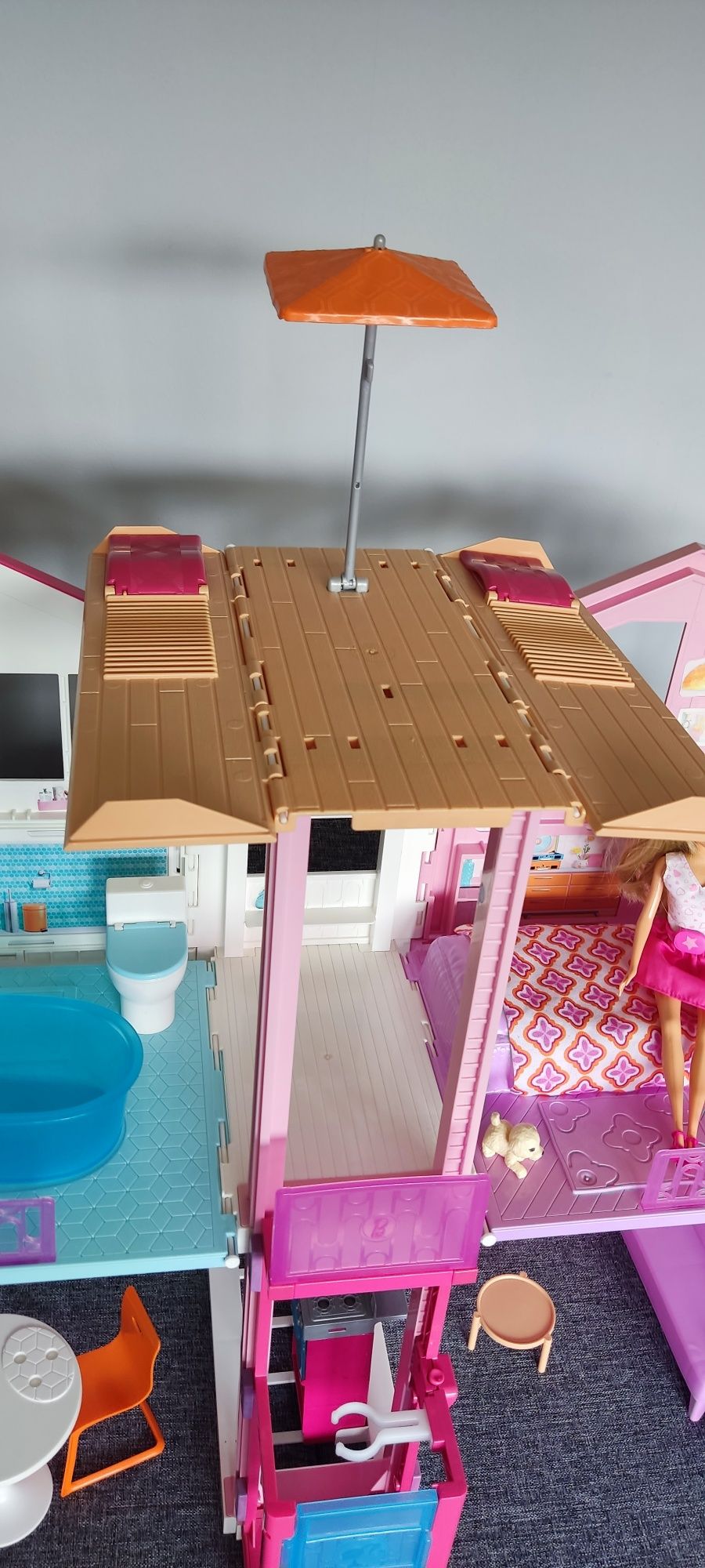 Domek Barbie z akcesoriami