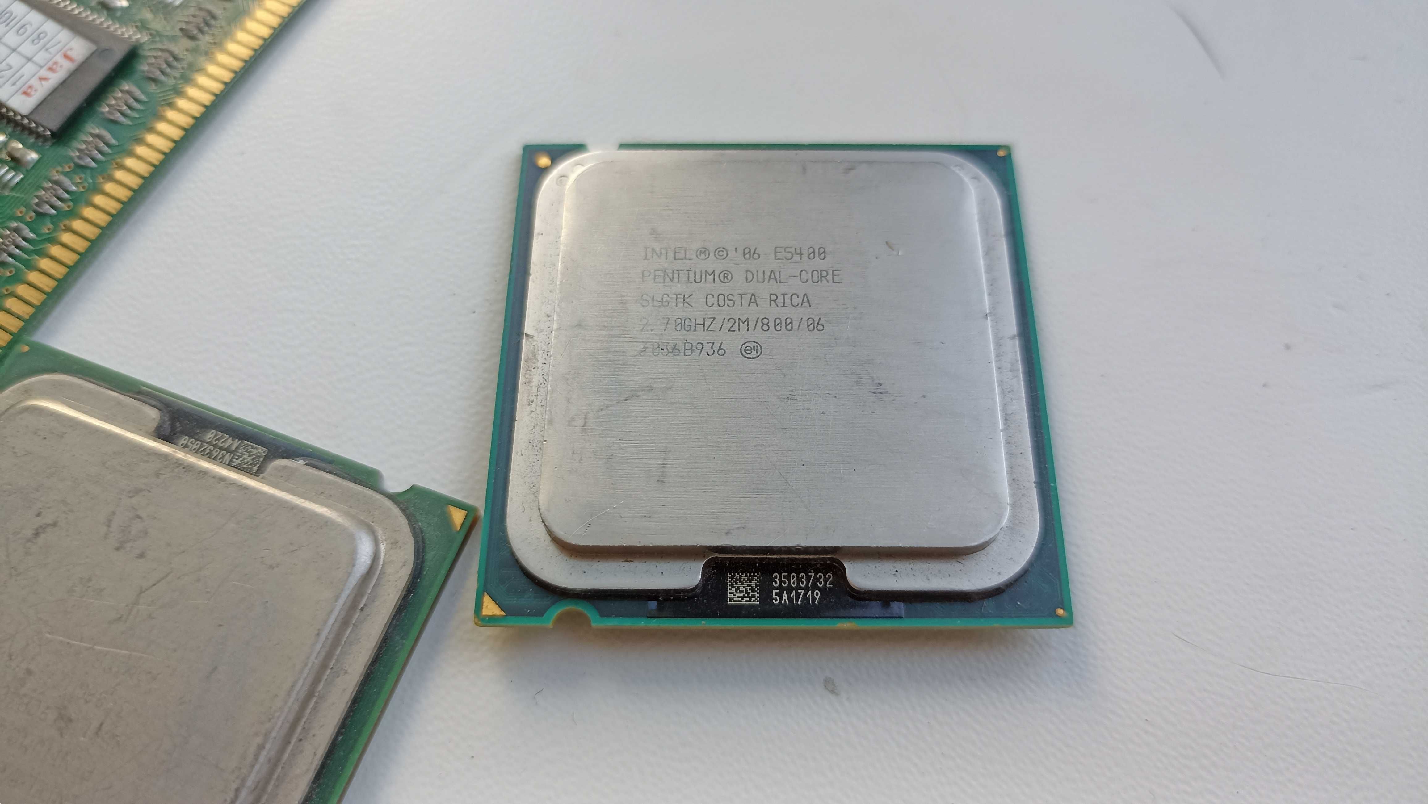 Процессоры Pentium Оперативная память Elixir 256 Мб ddr 400mhz-CL3