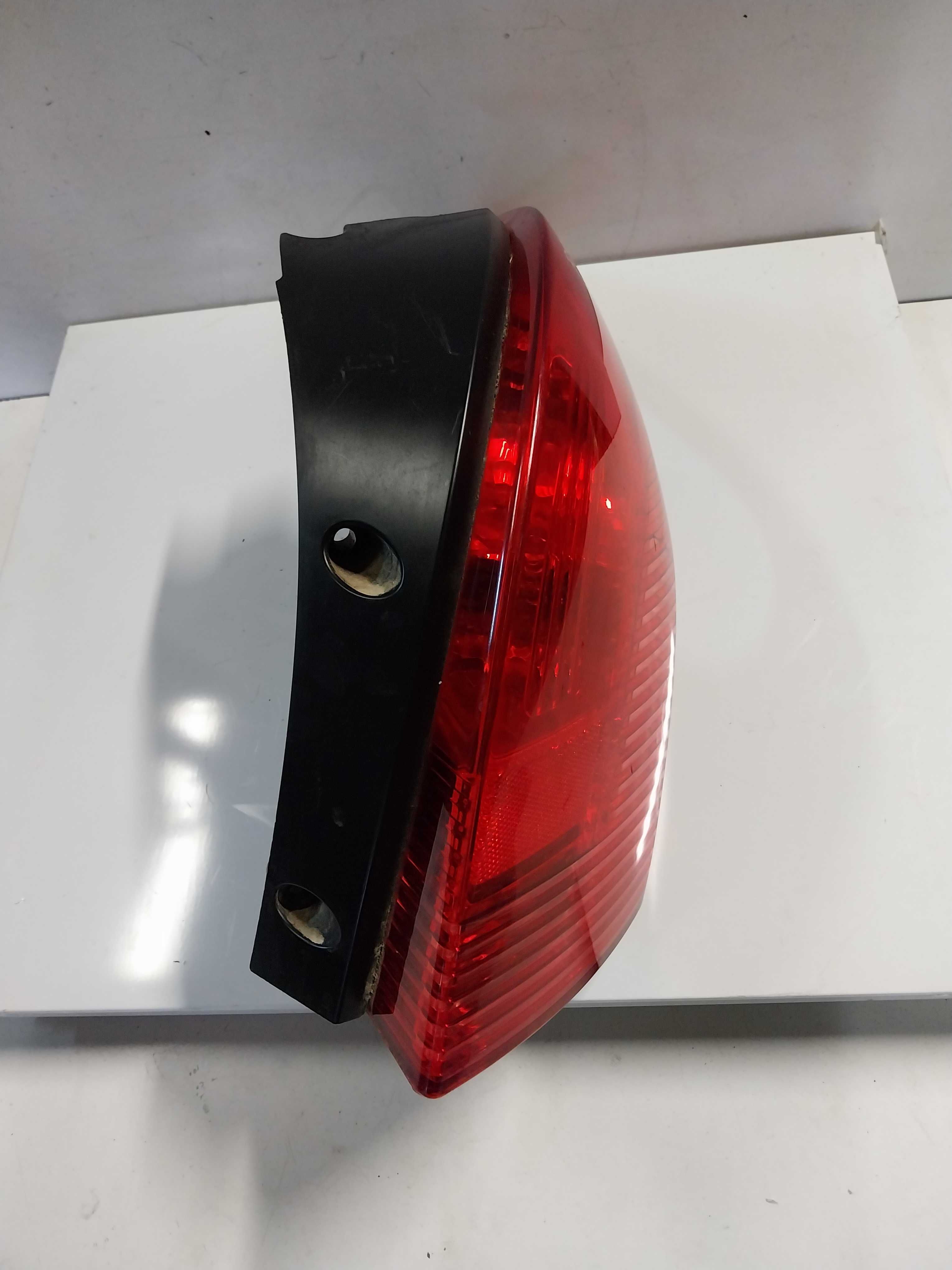 Lampa Prawy Tył Peugeot 308 Kombi SW Europa ! ! !