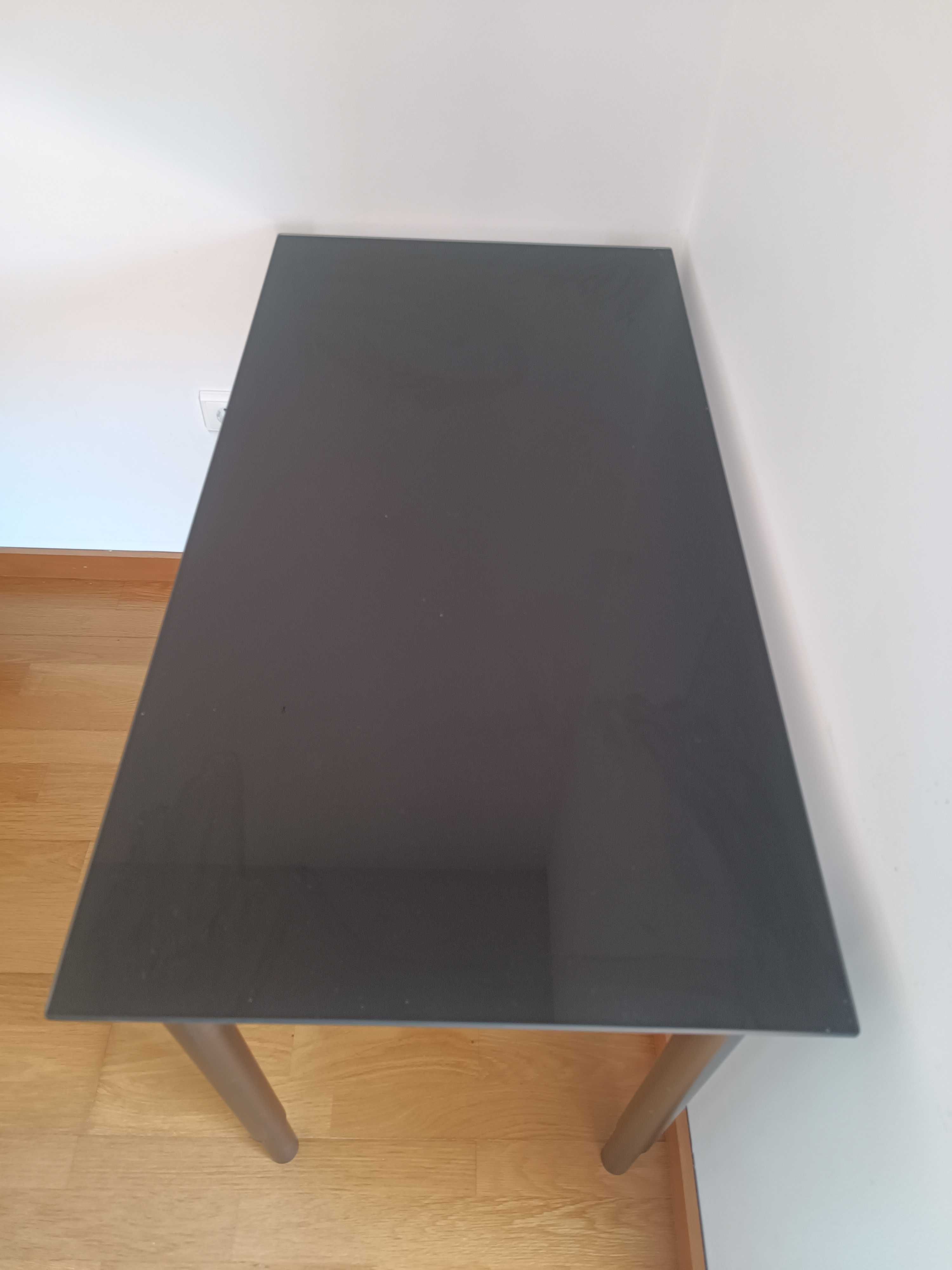 Mesa/secretária IKEA, modelo Glasholm