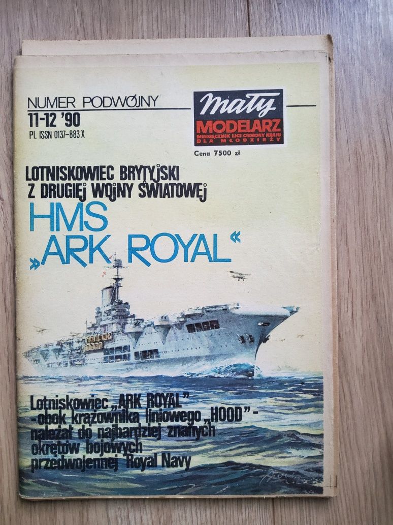 Mały Modelarz Lotniskowiec HMS Ark Royal 11-12/1990