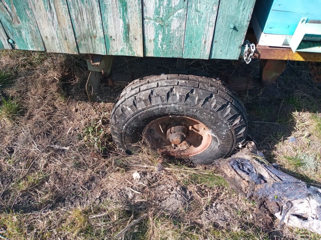 Причіп для бджіл