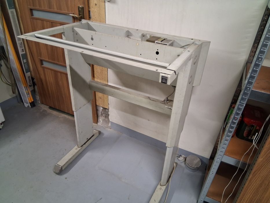 Stół przemysłowy  elektryczny  regulacja  wysokości