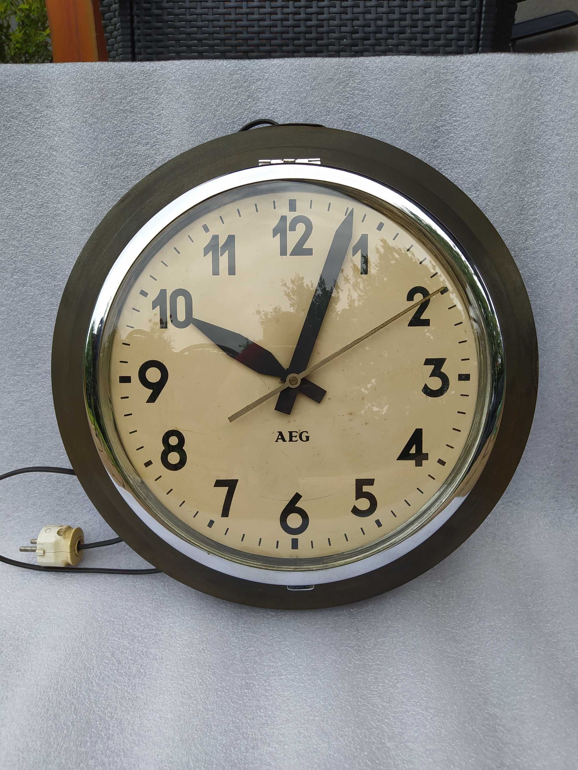 Zegar AEG elektryczny Peter Behrens vintage 1910r.