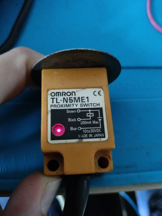 12szt Czujniki indukcyjne PNP i NPN OMRON Schmersal  Baumet ifm