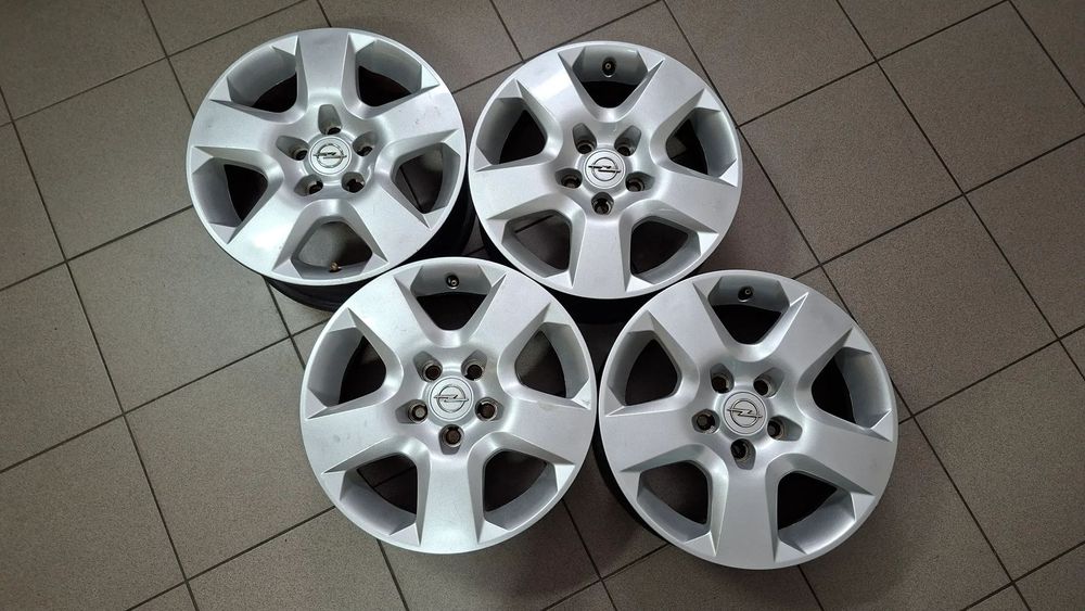 Felgi Strukturalne 16 Opel Astra H Vectra C Zafira B 5x110 ET 39