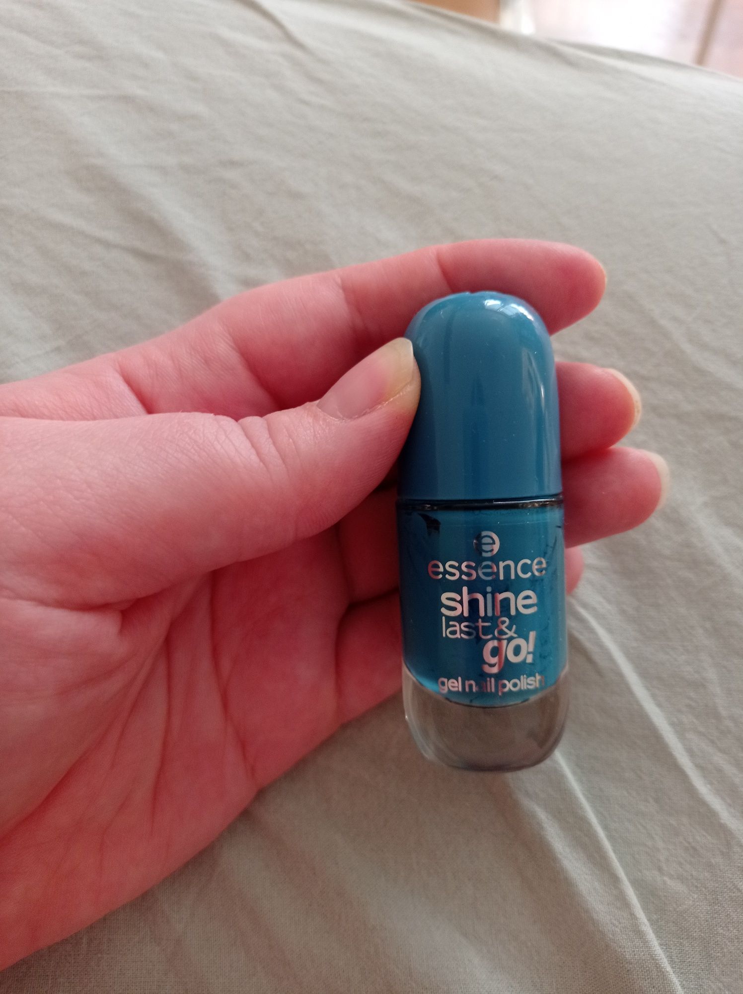 Essence lakier do paznokci shine last&go! 77 gel nail polish