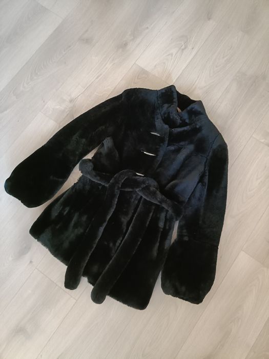 Шуба мутон легка вичінка поюшева