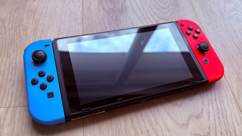 Nintendo Switch v2 - komplet