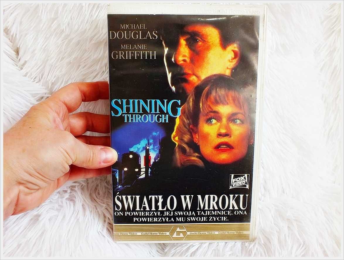 Kaseta VHS Film ''Światło w mroku'' Film 127min na Video ORYGINAŁ