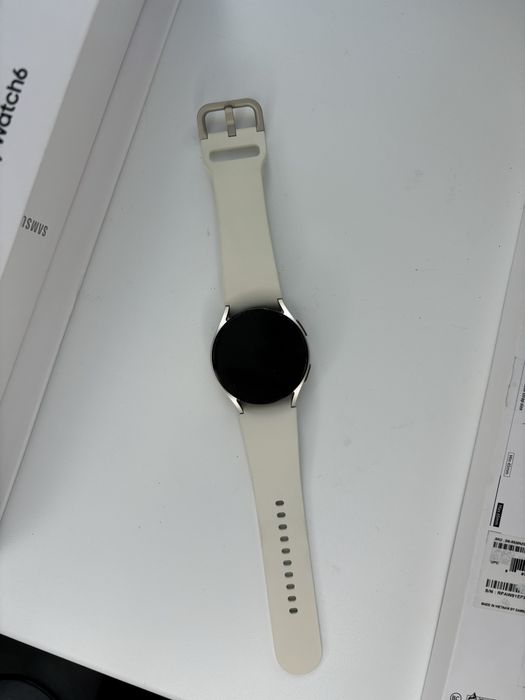 Годинник Samsung galaxy watch 6 в ідеалі