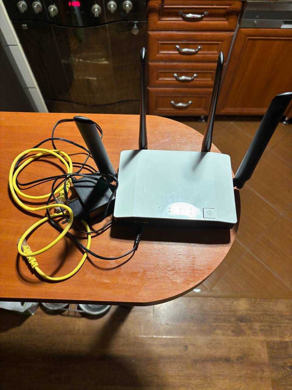 Router Zyxel NBG6604