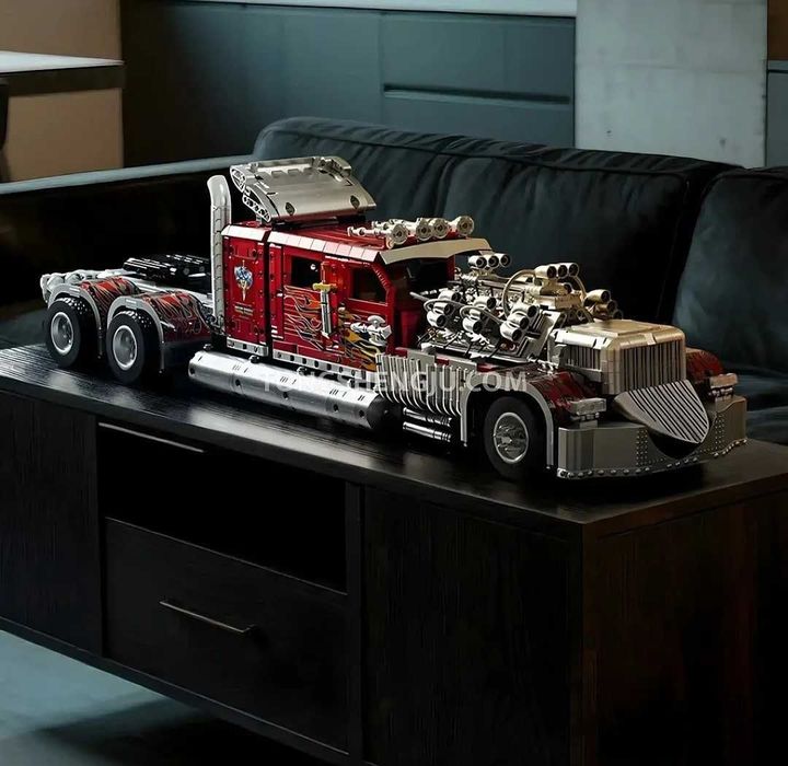 РОЗПРОДАЖ,Конструктор, Thor 24 Heavy Trucks, 73 см, в подарунковій