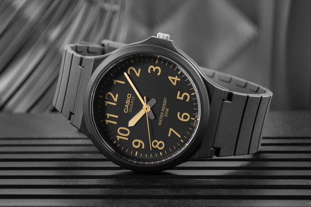 Zegarek Męski CASIO MW-240-1B2VDF