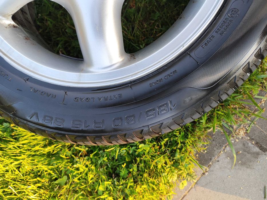 Felgi aluminiowe 15” 4x100 + opony Kormoran wielosezonowe 2021r.