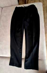 Spodnie komunijne czarne rozmiar 152 cm L