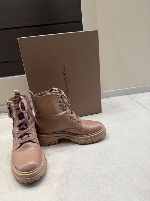 Взуття GIANVITO ROSSI розмір 35