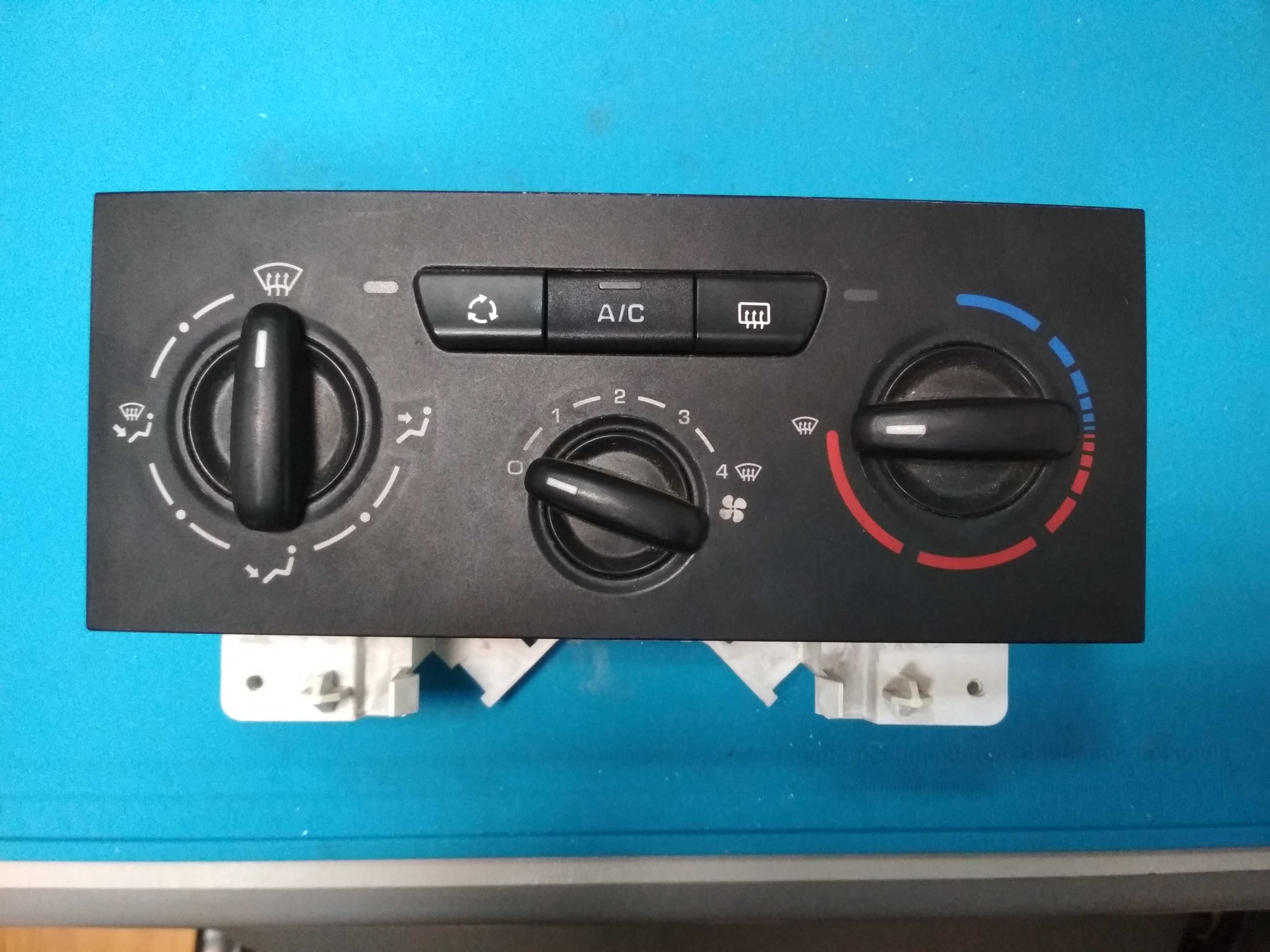 Comando controlo ar condicionado Partner / Berlingo