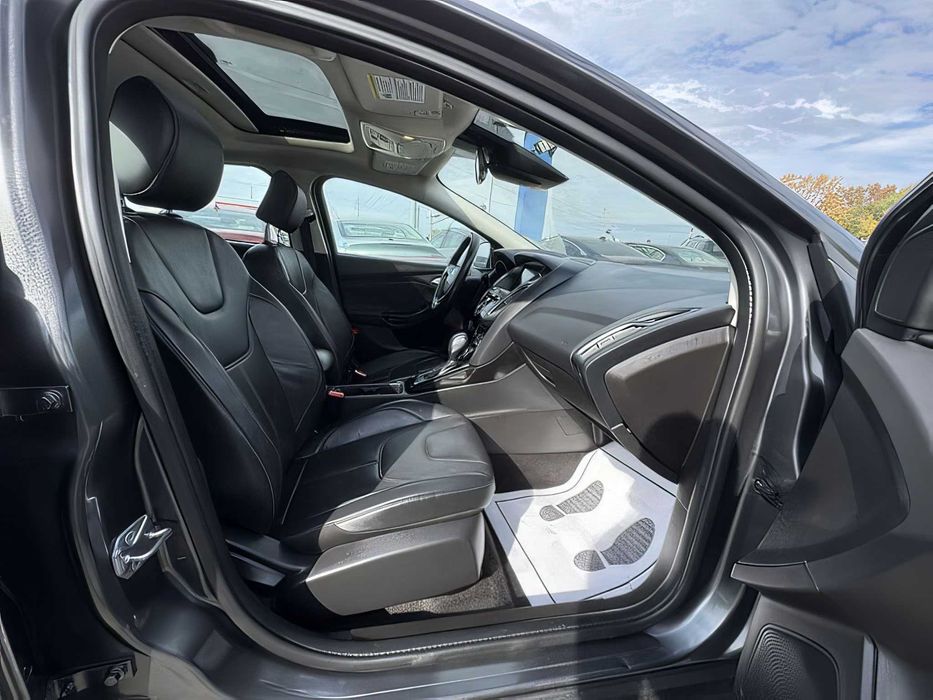 Ford Focus      2017