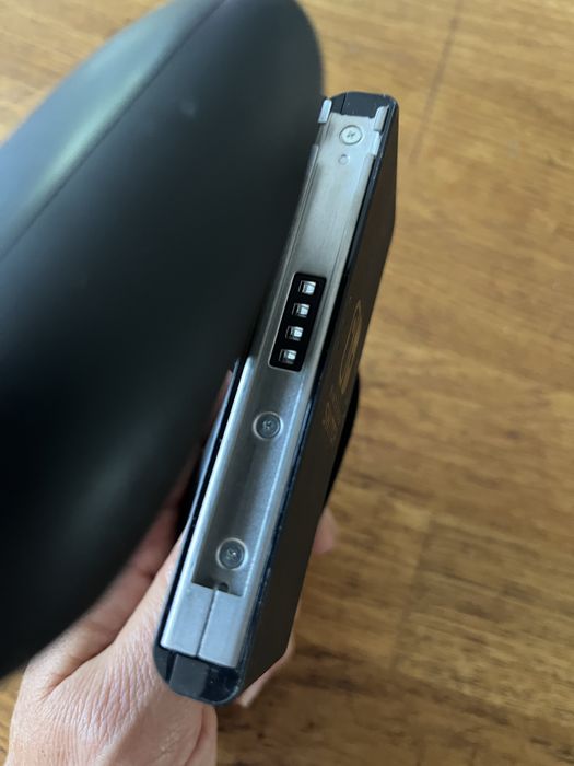 Uchwyt do ładowania Joy-Conów Nintendo Switch.