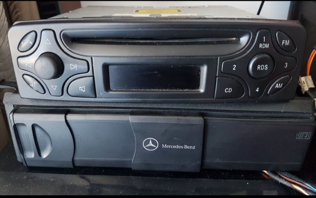 Auto Rádio Mercedes