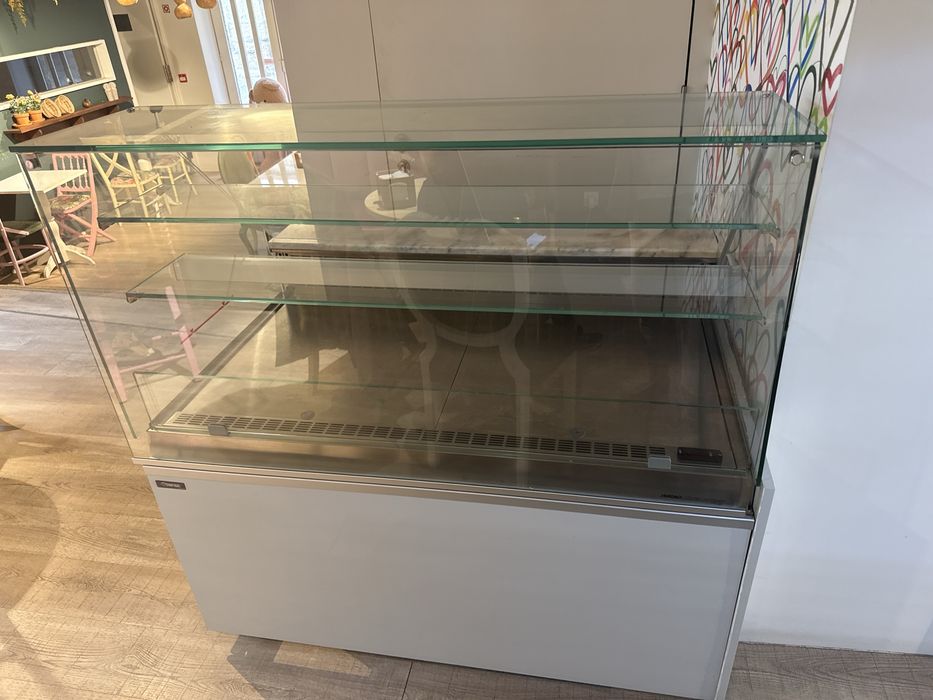 Vitrine de bolos