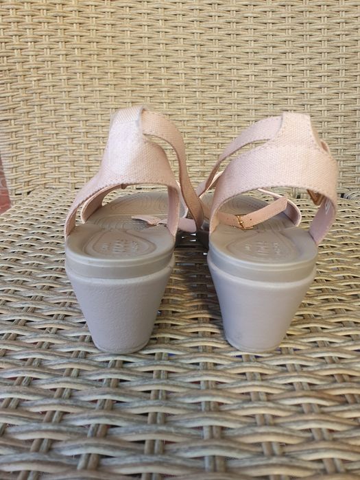 Босоніжки crocs розмір w10