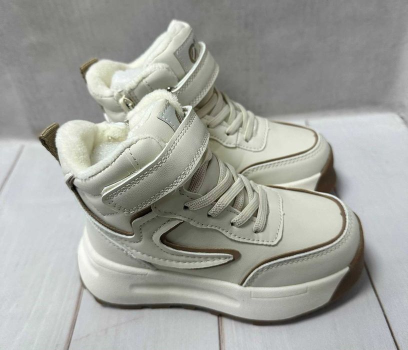 Зимові дитячі кросівки на овчині  clibee 28-32 бежеві