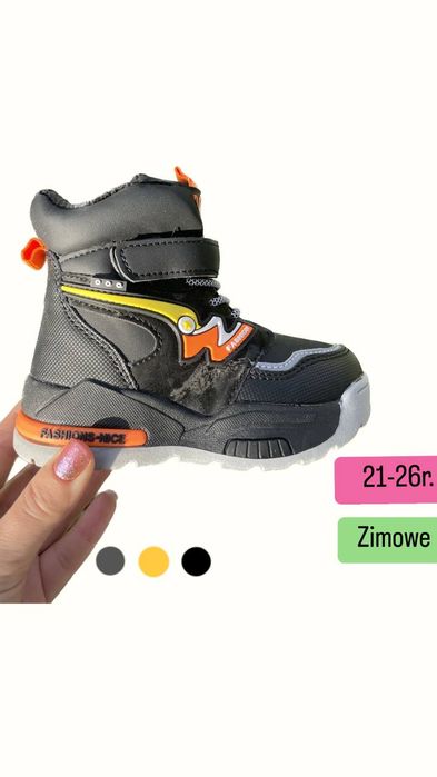 Buty zimowe chłopięce czarne  stylowe, kozaki 23r