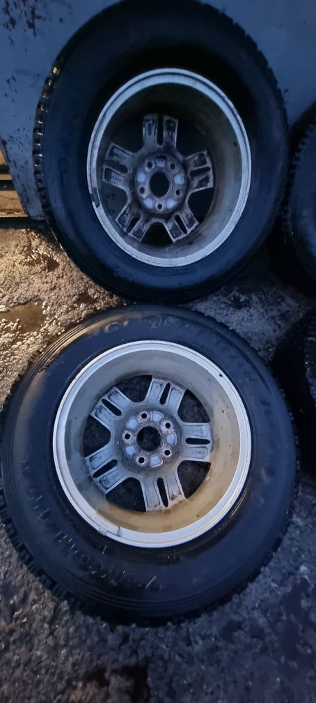Колеса диски 5 114.3 r15 205 70 15 в сборе диски литые Honda CR-V