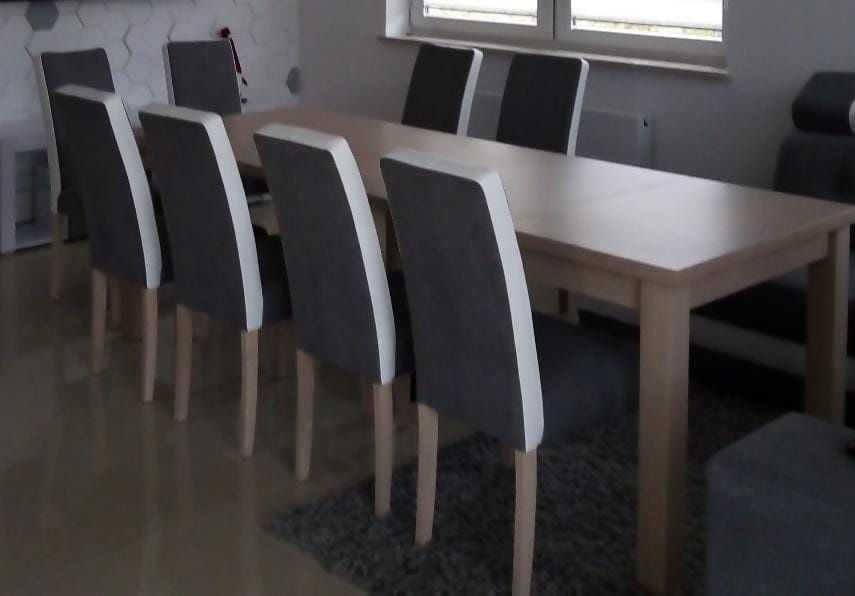 Stół 240/90 rozkladany + 8 krzeseł 90x100