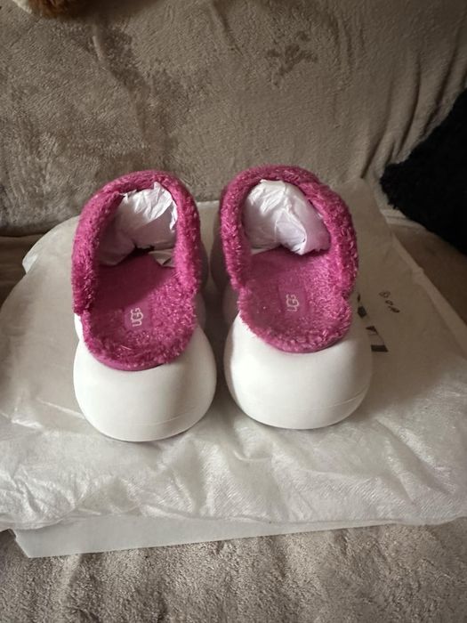 Шльопанці Ugg (оригінал)