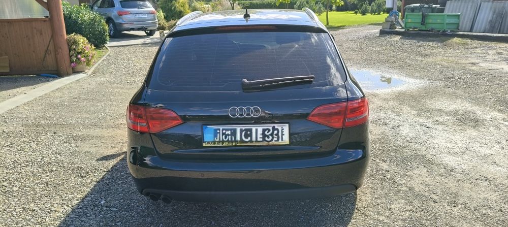 Audi A4 B8 Avant 2.0 TDI 143km Automat