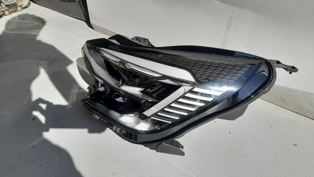 Otica Renault Captur 5  Lado Esquerdo   (2020 A 2023)