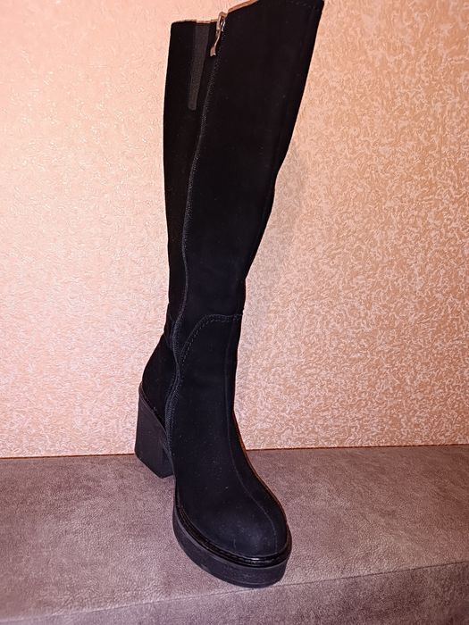 Чобітки жіночі, зима, європейка, 37 розмір, замша люкс якості.