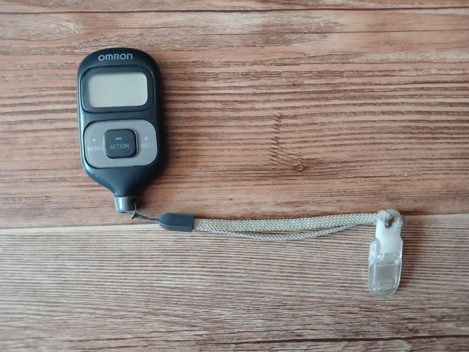 Крокомір, шагомер Omron