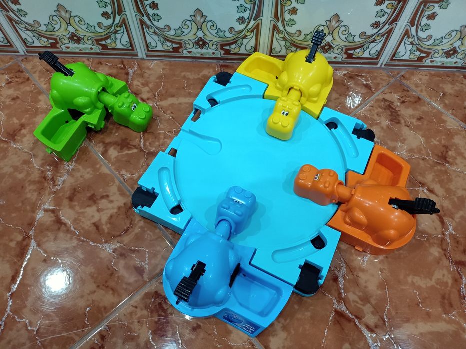 Jogo de tabuleiro crianças a partir dos 4 anos casa quarto vivenda.