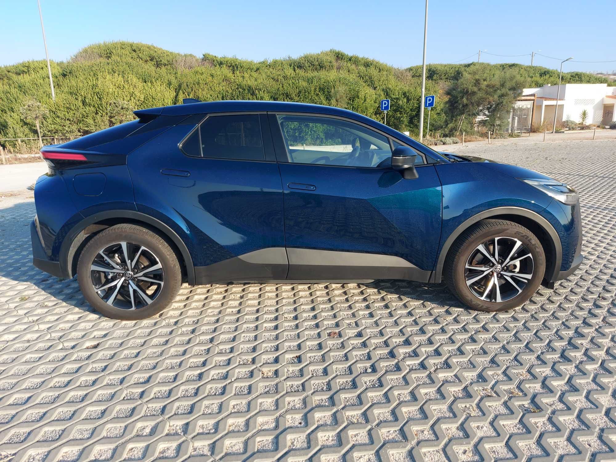 Toyota  CHR  Business - 2.0  Plug In  223 cv  07/ 2024