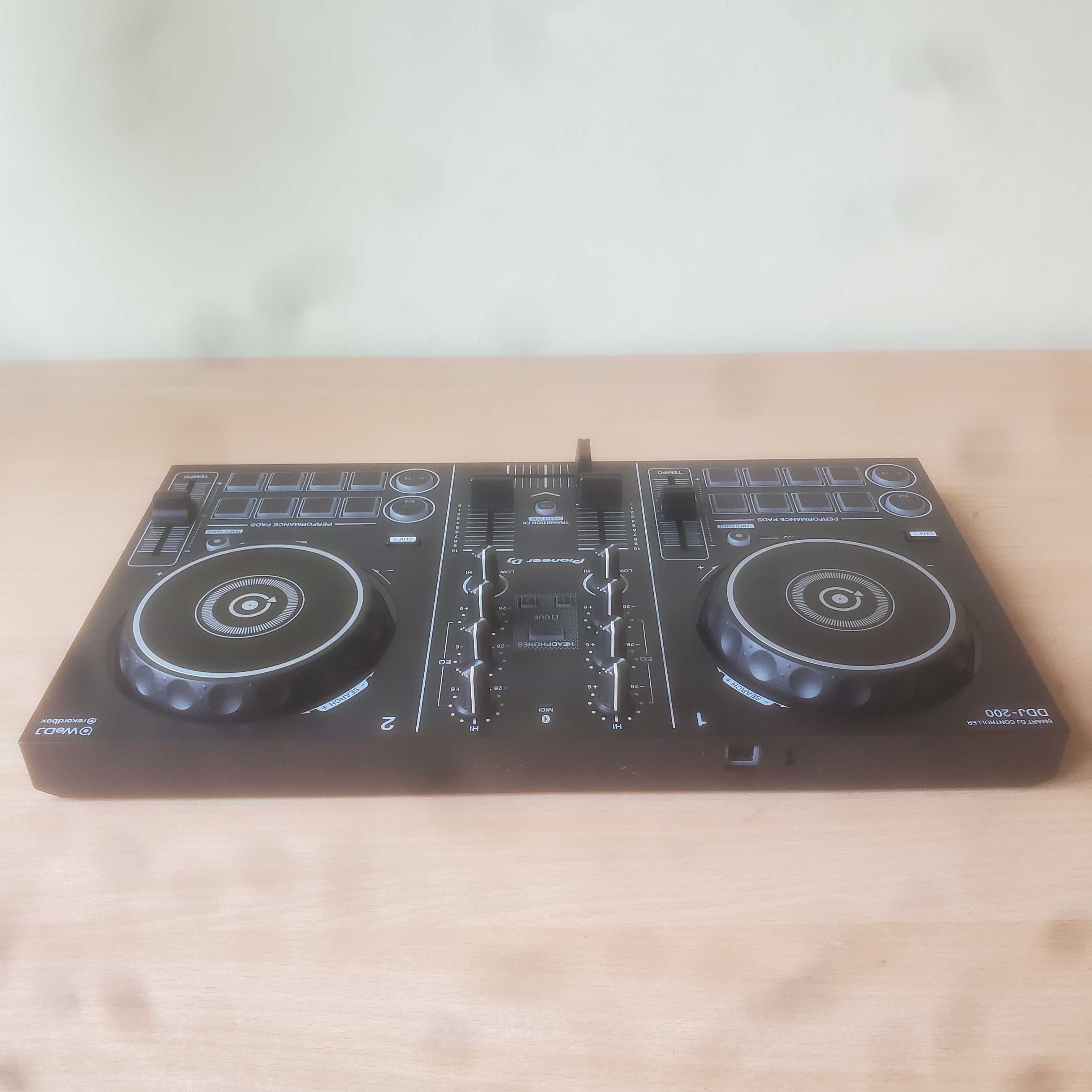 Kontroler Dj Pioneer DDJ-200