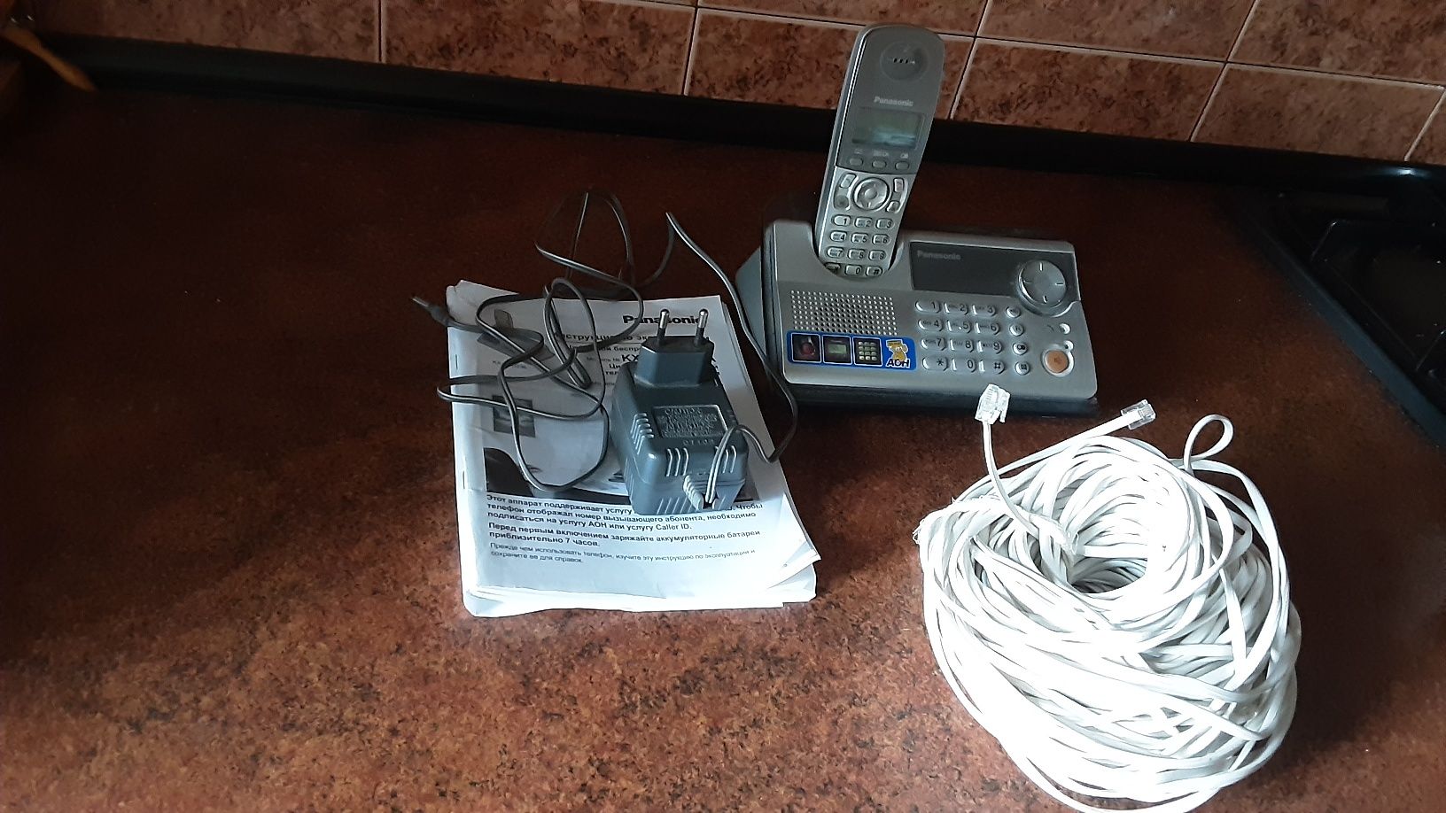 Радиотелефон беспроводной цифровой, телефонный кабель 30м.
