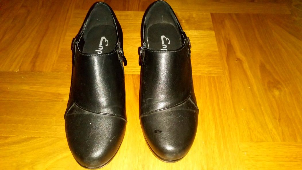 Buty damskie nr.37 czarne