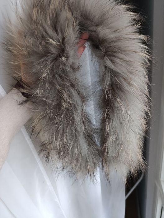 Obszycie do kaptura z naturalnego lisa, jenota