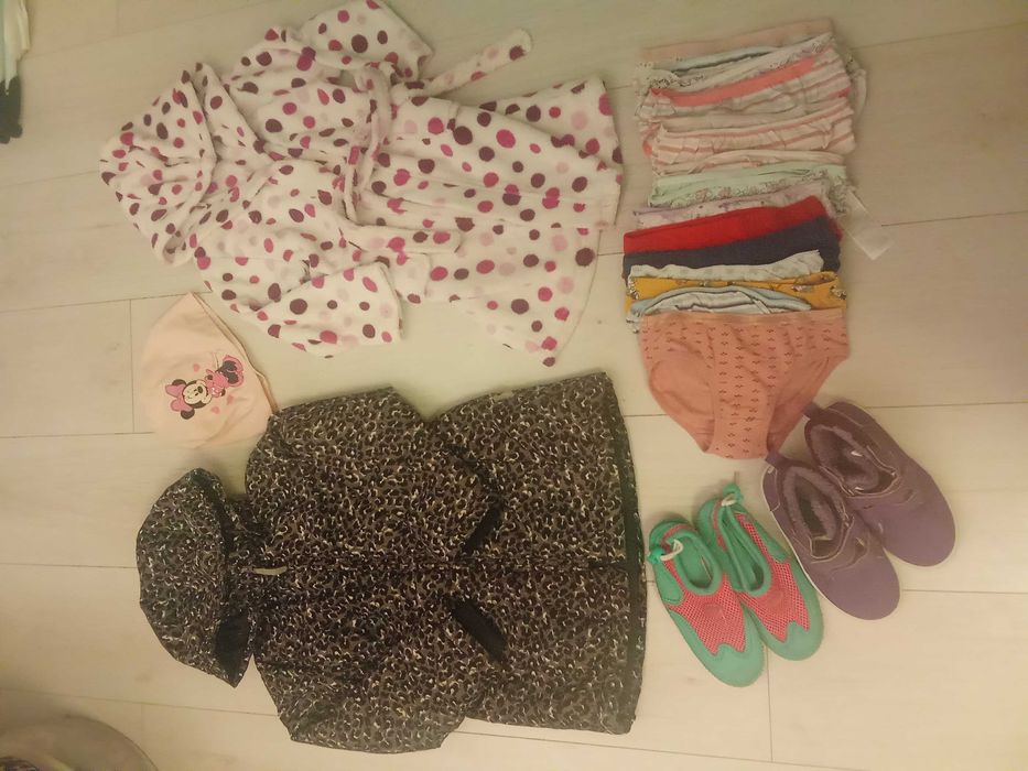 Paka ubrań dla dziewczynki