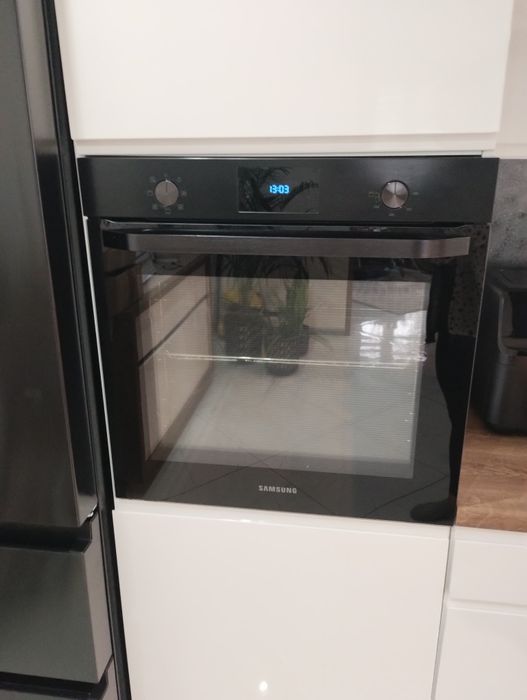 Sprzedam piekarnik firmy Samsung
