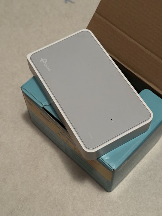 Комутатор TP-Link TL-SF1008D