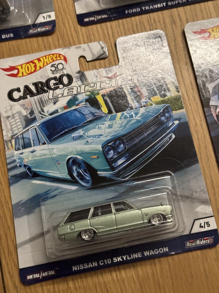 Hot Wheels Premium zestaw Cargo Carriers VW Sunagon T1 Moon GULF