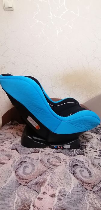 Дитяче автокрісло