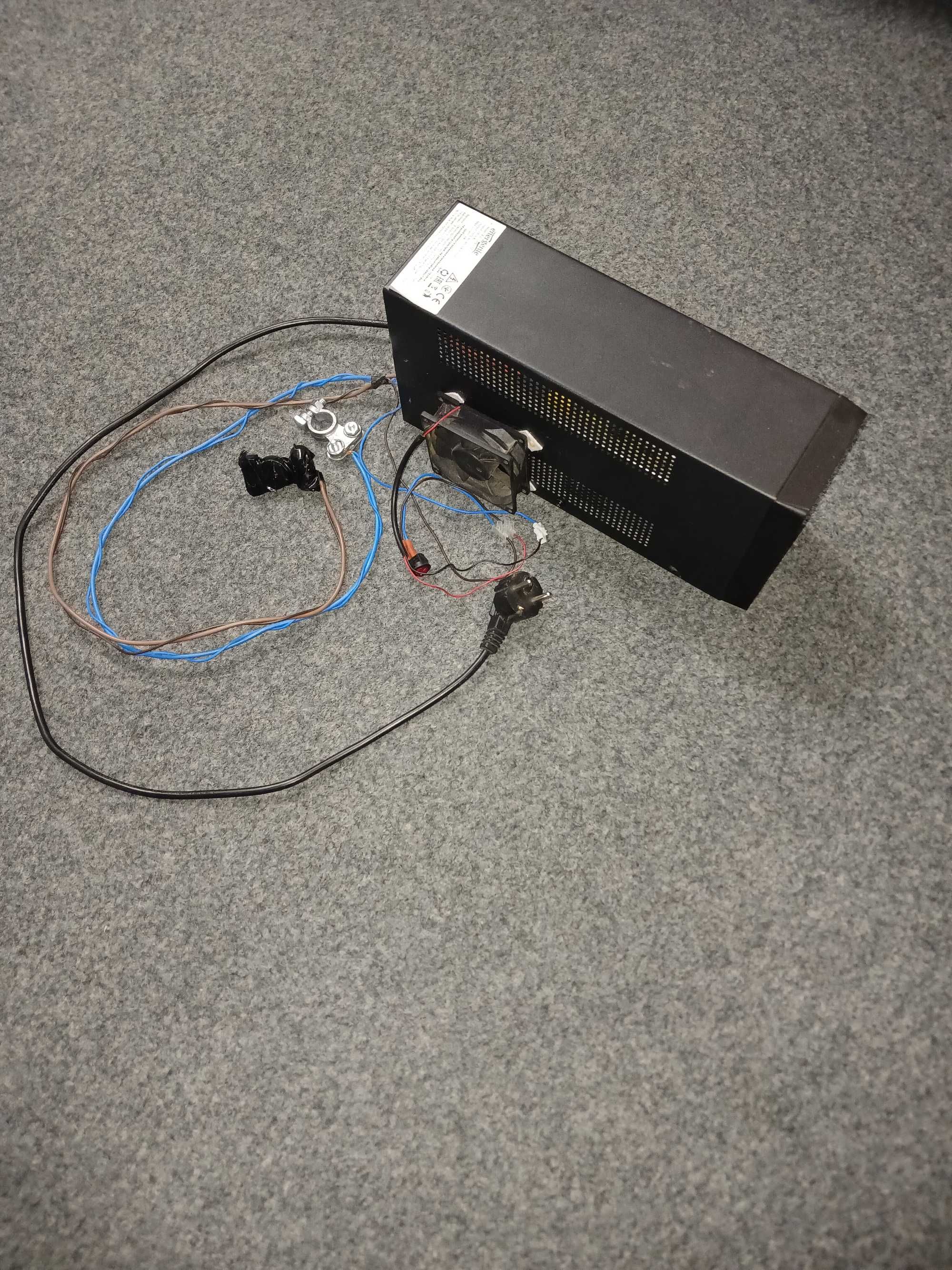 ДБЖ EnerGenie EG-UPS-032 - Зовнішній акумулятор