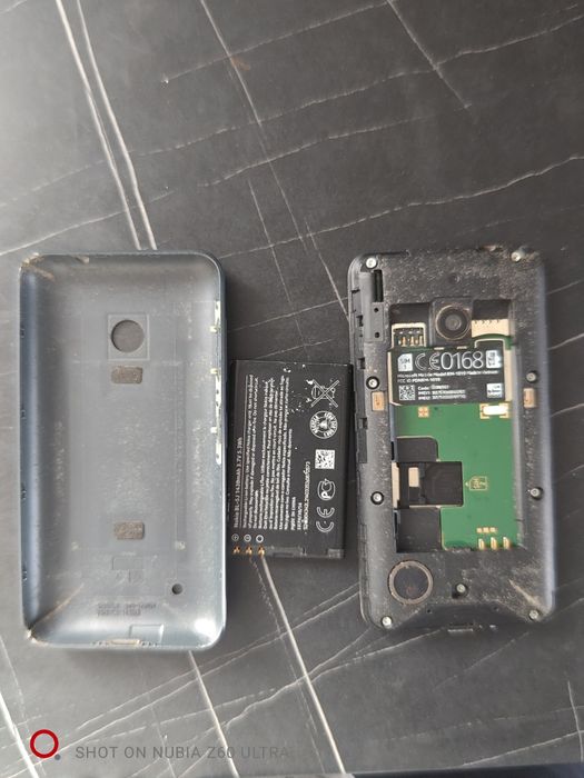 продам телефон, фотоапарат, часи