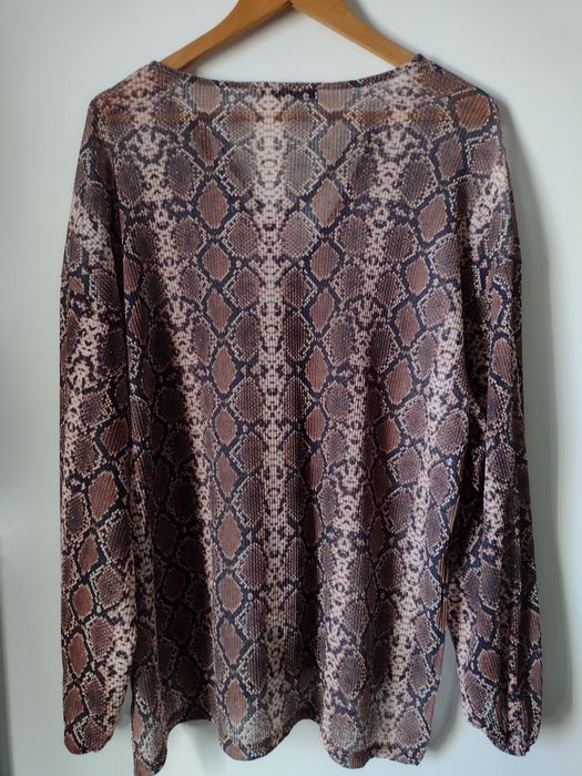 Blusa / Túnica Cobra Pull & Bear